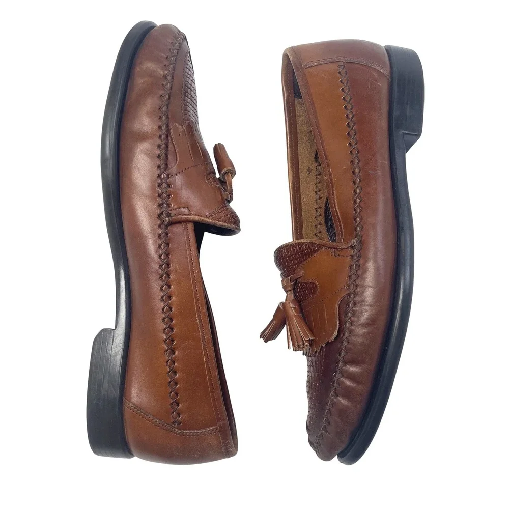Hush Puppies Brown Leather Loafers Mens Size‎ 9M Tassels Woven Upper Dress Shoes